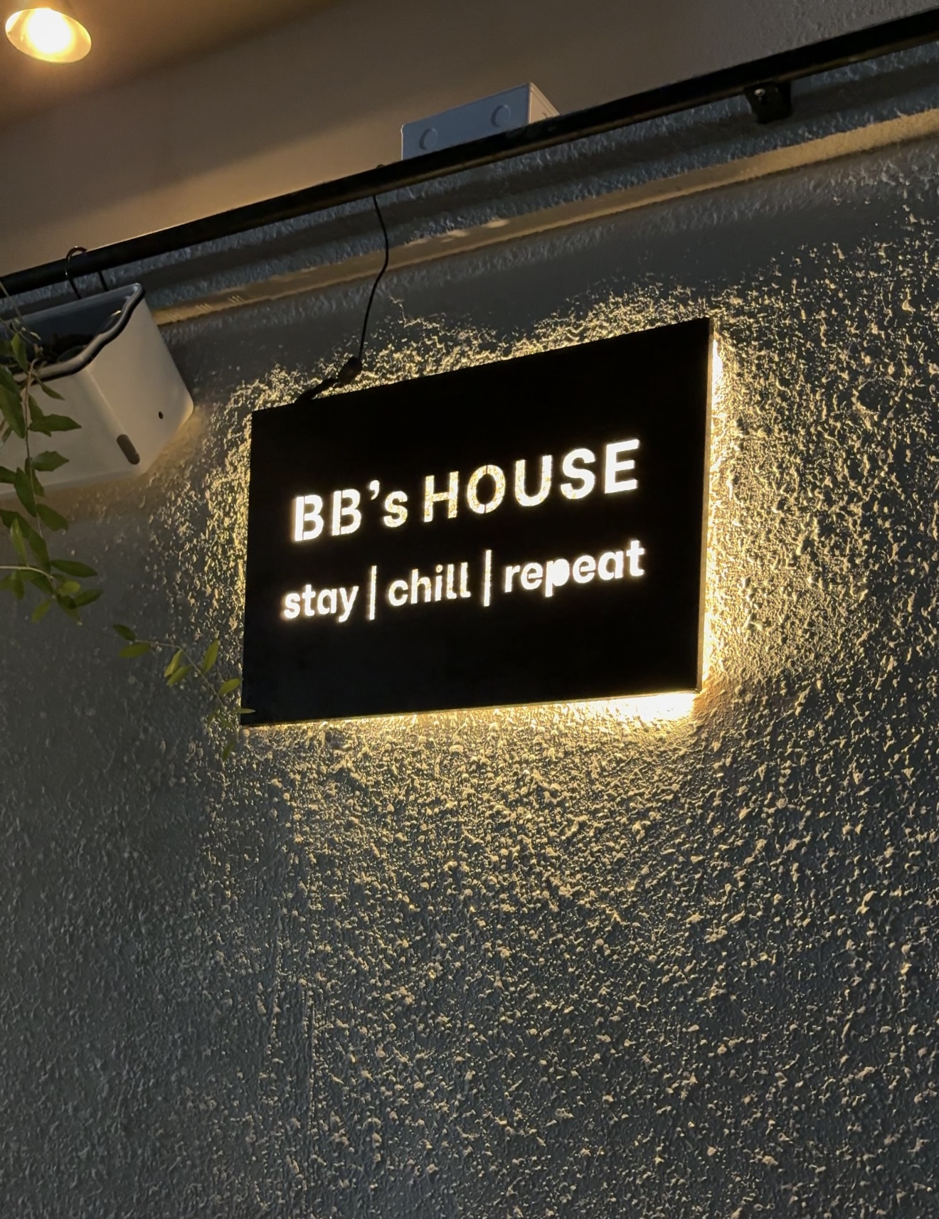 Không gian tổng thể